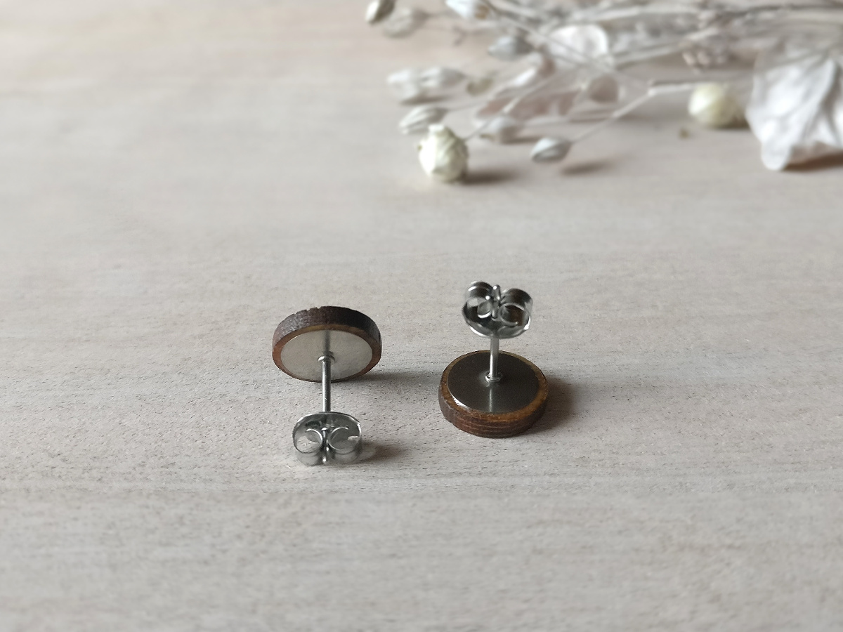 mini round wooden earrings back