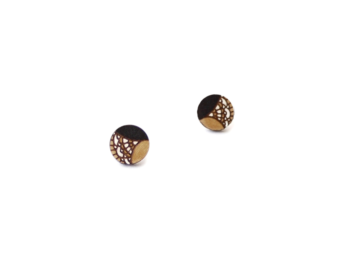 lovely wooden studs in black color mini round