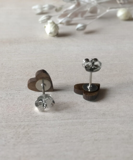 mini heart wooden earrings back