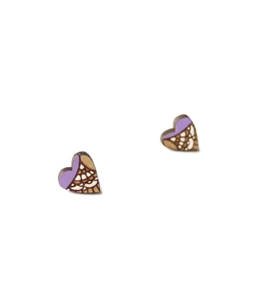 stylish wooden heart studs in light purple color