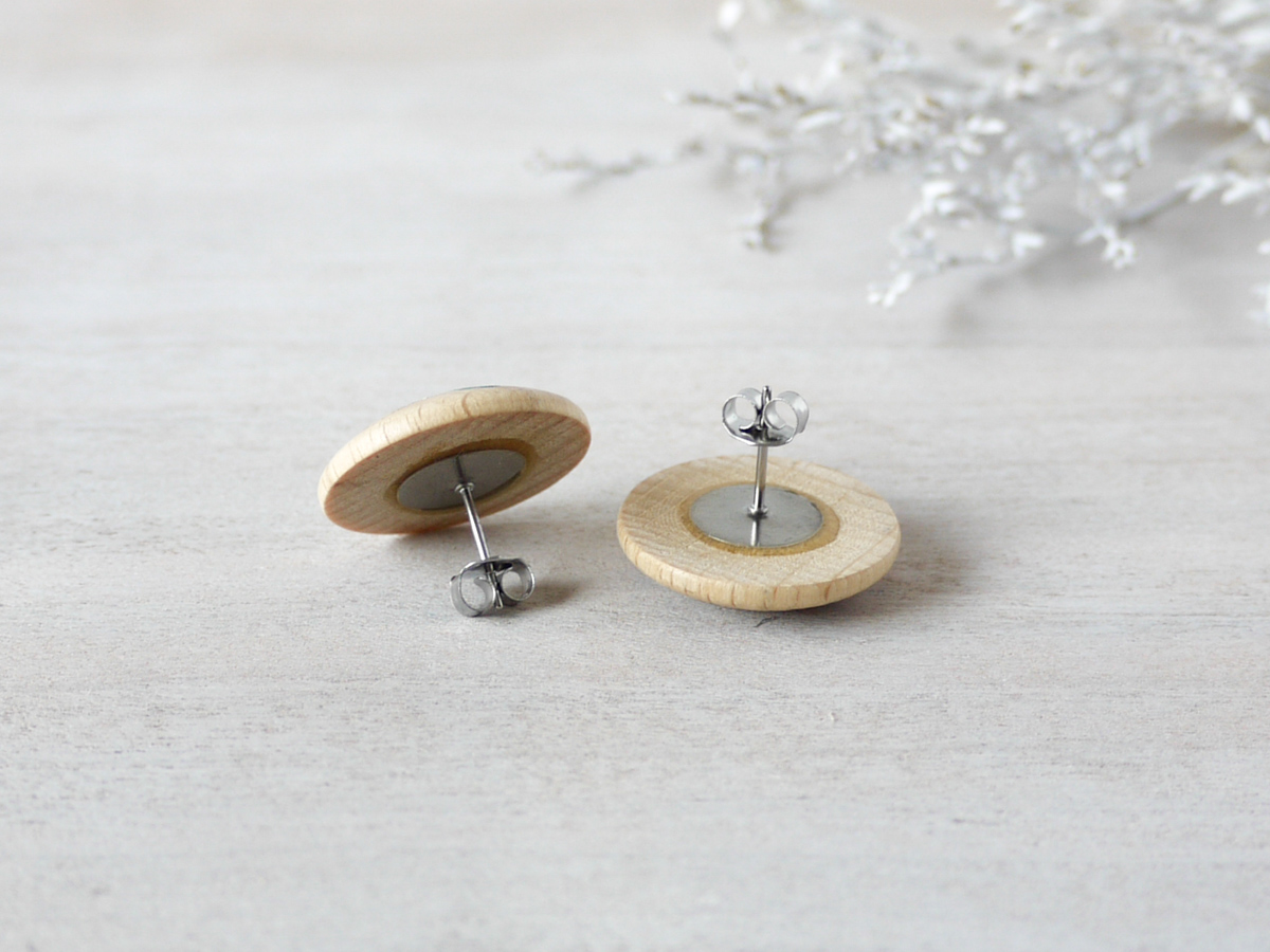 Round wood stud earrings with screw back. Fake Plugs
